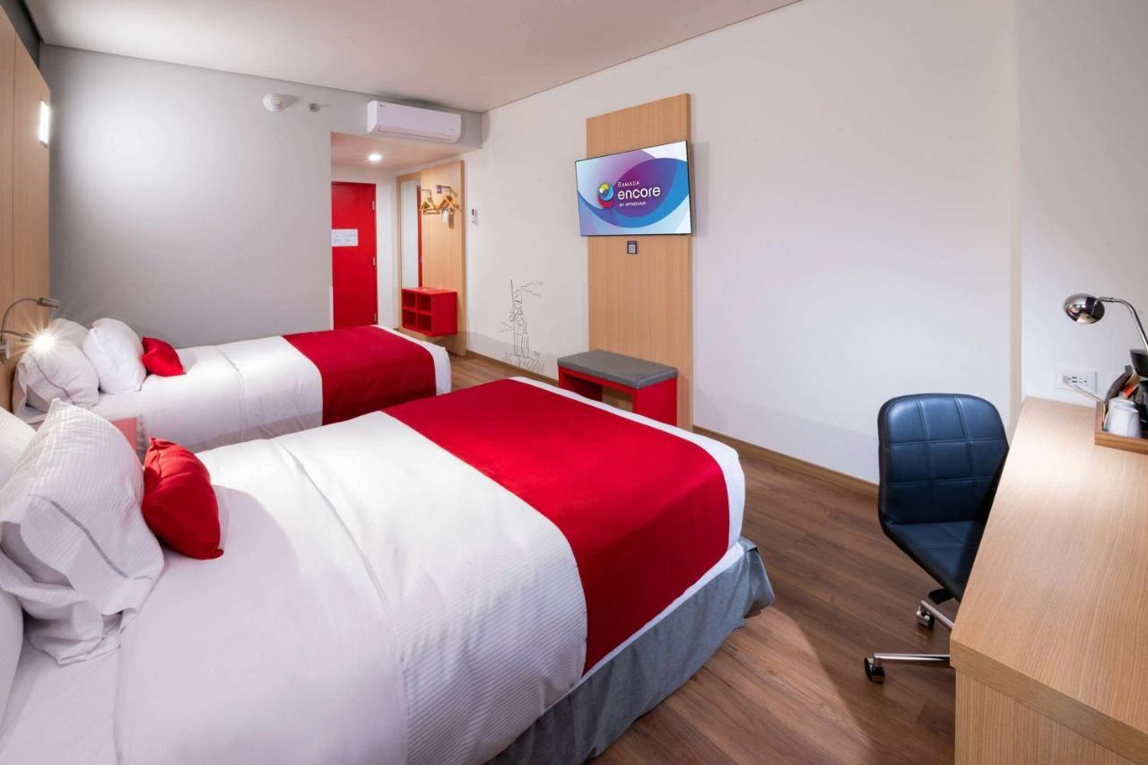 Ramada Encore by Wyndham Guadalajara Aeropuerto Las Pintas Bagian luar foto