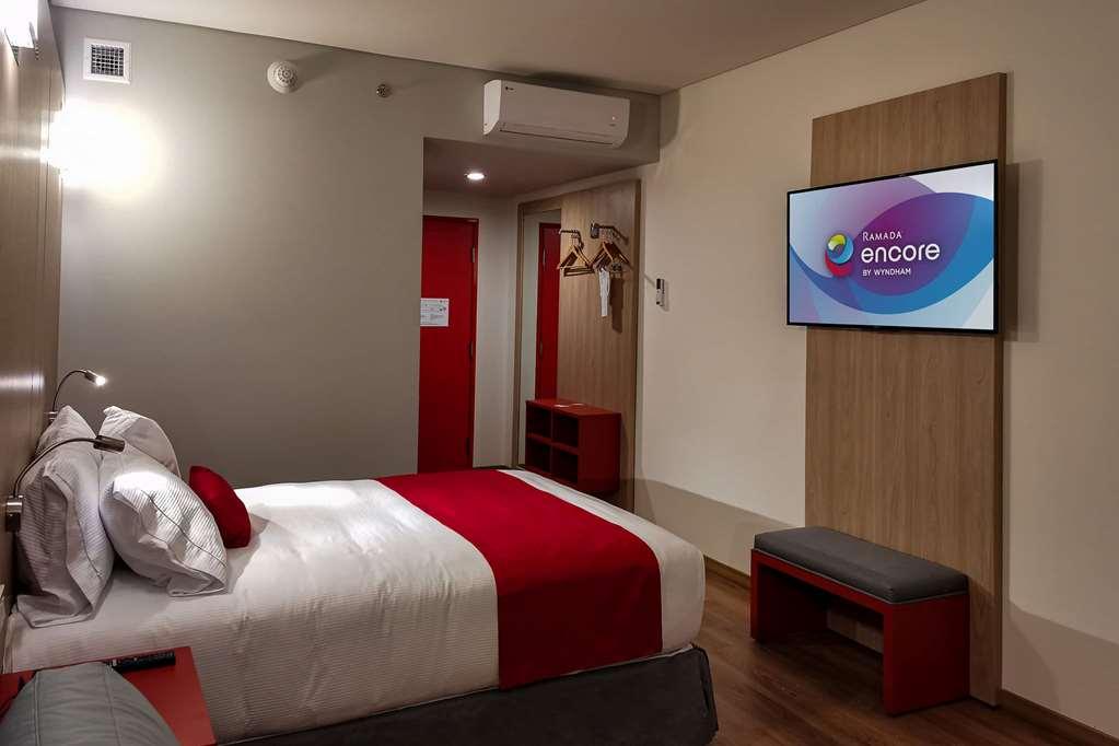 Ramada Encore by Wyndham Guadalajara Aeropuerto Las Pintas Ruang foto